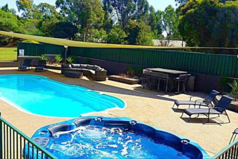 Early Settlers Motel Tocumwal - Surfers Gold Coast 3