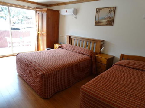 Brooklyn Motel - Surfers Gold Coast 2