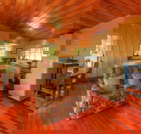 Island View Spa Cottage - Surfers Gold Coast