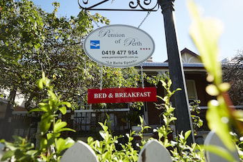 Pension Of Perth - Surfers Gold Coast 5