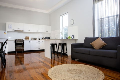 Revive Central Apartments - Surfers Gold Coast 6