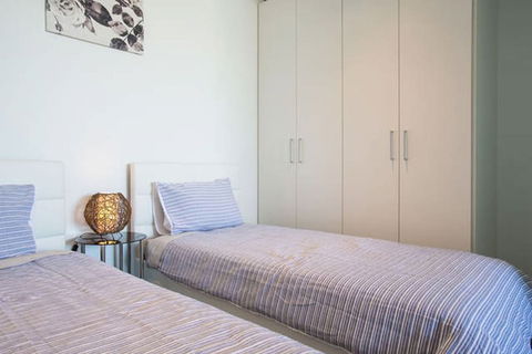 C3CBD Melbourne Apartment - Surfers Gold Coast 5