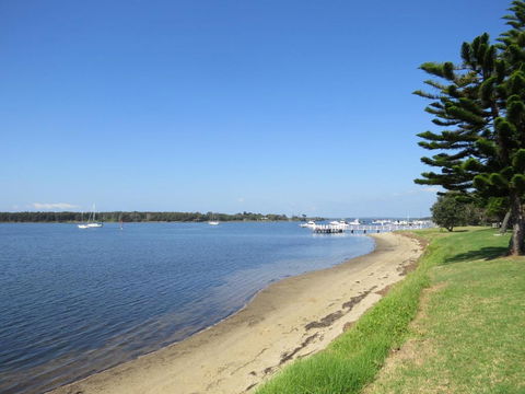 Unit 2 Ballingalla Apartments - Surfers Gold Coast 3