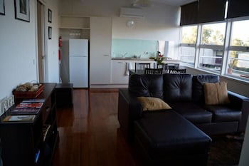 Harmony At Tower Hill - Surfers Gold Coast 3
