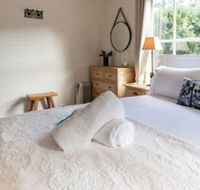 ARCADIA - The Barn Cottage  Rosehill Cottage - Surfers Gold Coast