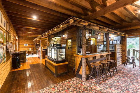 Cradle Chalet - Surfers Gold Coast 3