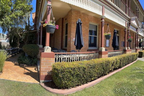 CBC Bed & Breakfast & Cafe - Surfers Gold Coast 2