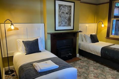 CBC Bed & Breakfast & Cafe - Surfers Gold Coast 0