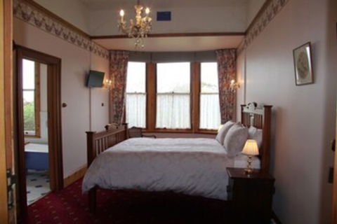 Jensens Bed & Breakfast - Surfers Gold Coast 0