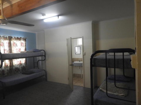 Kalbarri Backpackers YHA - Surfers Gold Coast 4