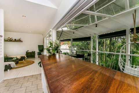 A PERFECT STAY - Cactus Rose Villa - Surfers Gold Coast 4