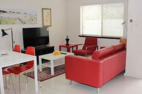 Parkline Apartments Perth - Surfers Gold Coast 4