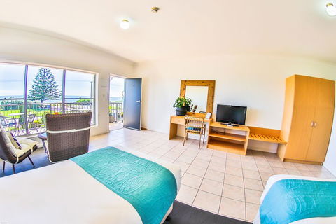 COAST Motel And Apartments - Surfers Gold Coast 6