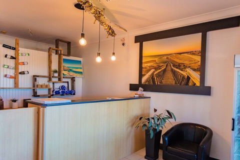 COAST Motel And Apartments - Surfers Gold Coast 2