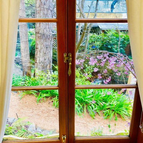 Aldgate Creek Cottage Bed & Breakfast - Surfers Gold Coast 6