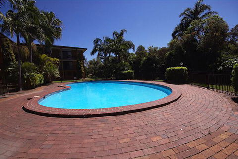 Pelican Place - Surfers Gold Coast 1