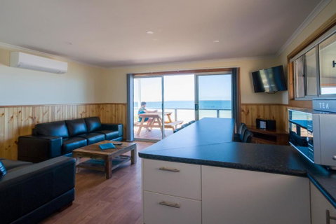 Ceduna Shelly Beach Caravan Park - Surfers Gold Coast 3