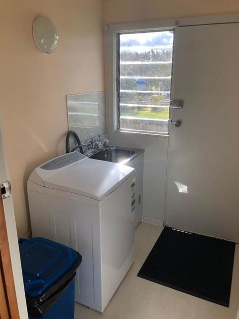 Waratah Falls Holiday Unit - Surfers Gold Coast 5