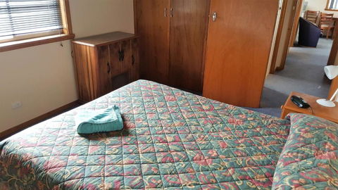 Waratah Falls Holiday Unit - Surfers Gold Coast 4