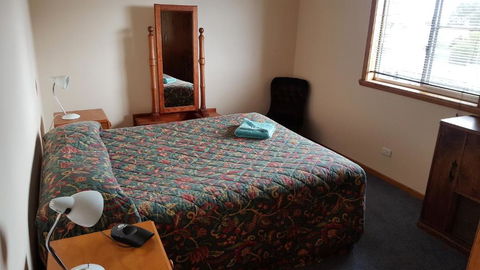 Waratah Falls Holiday Unit - Surfers Gold Coast 3