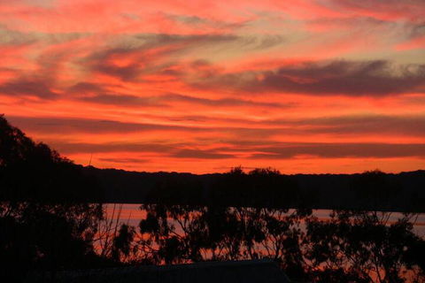 A Lakehouse Escape - Surfers Gold Coast 5