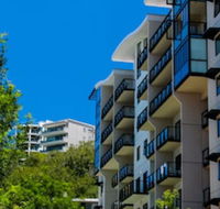 Apartments on Mounts Bay - Surfers Gold Coast
