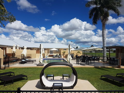 Kernow Charters Towers - Surfers Gold Coast 5