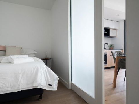 LittleStay Collection Flemington - Surfers Gold Coast 2