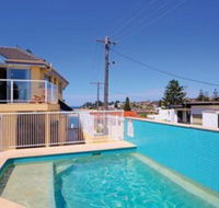 Ocean Pines 4 - Surfers Gold Coast