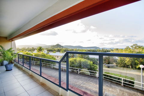 Aqua Marine Boutique Apartment - Surfers Gold Coast 3