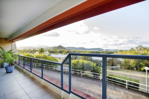 Aqua Marine Boutique Apartment - Surfers Gold Coast 0