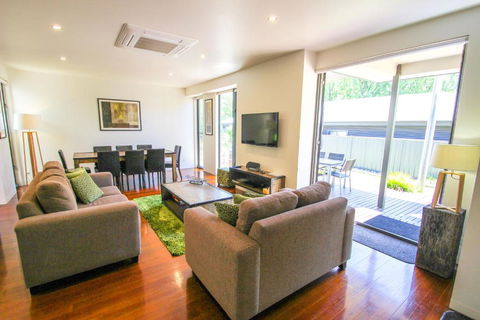 Alegria - Surfers Gold Coast 3