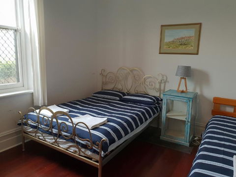 Captains Heritage Cottage - Surfers Gold Coast 3