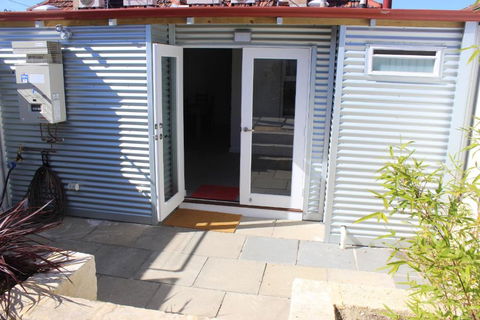 Captains Heritage Cottage - Surfers Gold Coast 2