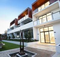 Northcote Hill - StayCentral - Surfers Gold Coast