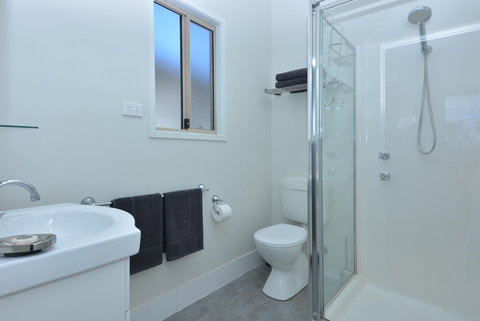 Sundowner Cabin And Tourist Park - Surfers Gold Coast 2