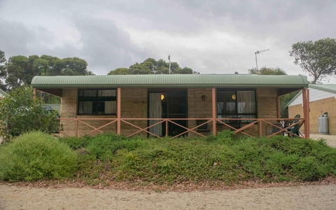 Hopetoun Motel & Chalet Village - Surfers Gold Coast 1