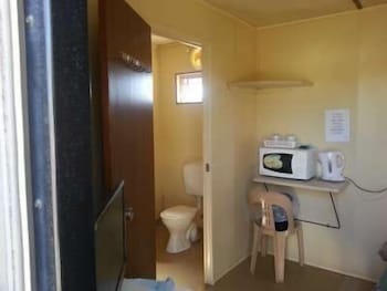 A1 Cabins Ceduna - Surfers Gold Coast 2