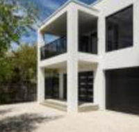 Pearl Hawley Beach - Surfers Gold Coast