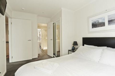 Valley View 203 - Surfers Gold Coast 5