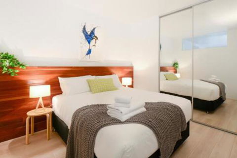 Canvas Suites On Russell Place - Surfers Gold Coast 5