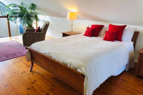 Zephyr Studio - Surfers Gold Coast 0