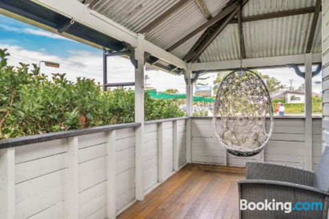 Marvell House - Surfers Gold Coast 3