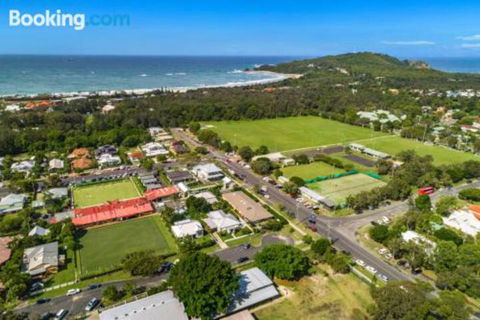 Marvell House - Surfers Gold Coast 4