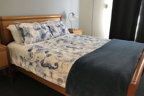 Inner City Apartments - Surfers Gold Coast 1