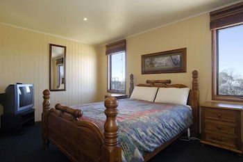 Camelot - Surfers Gold Coast 2