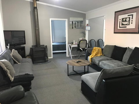 Longhorn Ranch Apartments - Surfers Gold Coast 4