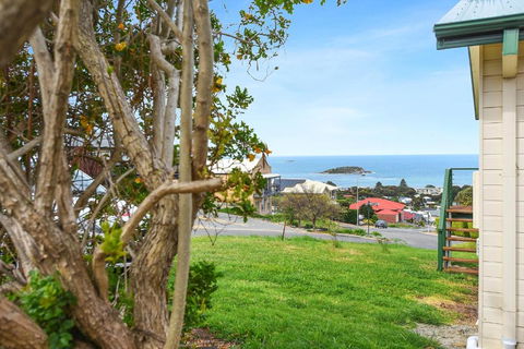 Encounter Bay Family Retreat - Surfers Gold Coast 7