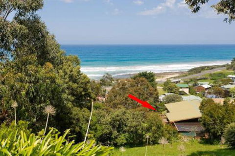 2 Degrees Of Separation - Surfers Gold Coast 2