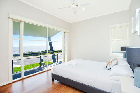 Salt - - Surfers Gold Coast 1